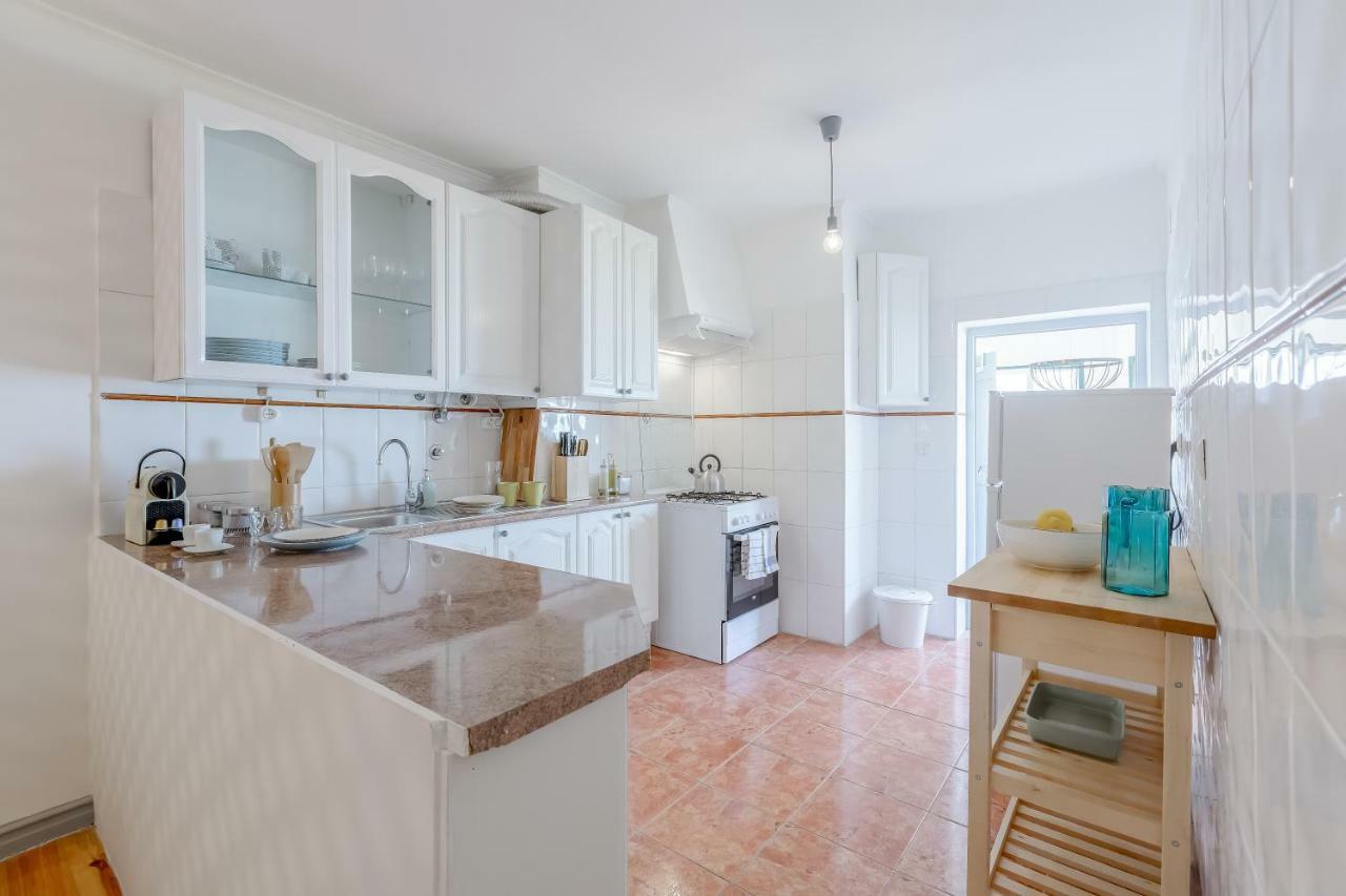 Bright & Spacious Alfama Apartment, By Timecooler Lisboa Eksteriør bilde