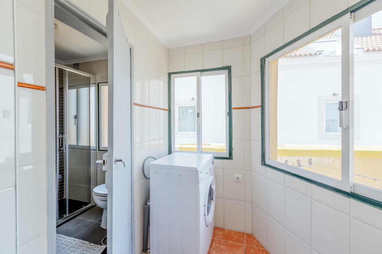 Bright & Spacious Alfama Apartment, By Timecooler Lisboa Eksteriør bilde